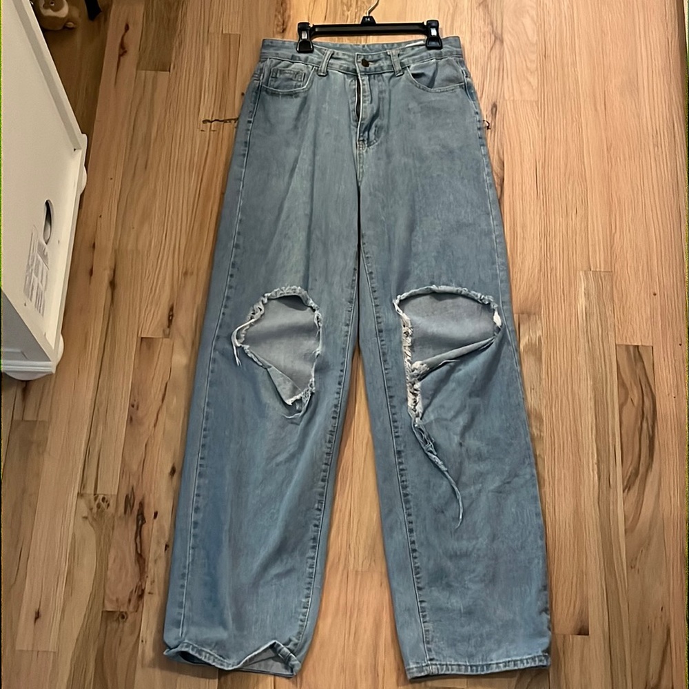 wide/ baggy white washed ripped jeans